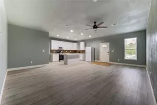 4323 Continental Dr, Houston, TX 77072 - Photo 2