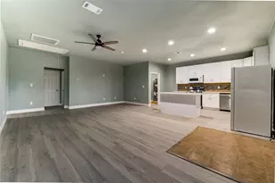 4323 Continental Dr, Houston, TX 77072 - Photo 8
