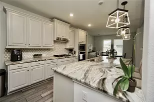 1527 Evergreen Bay Ln, Katy, TX 77494 - Photo 10