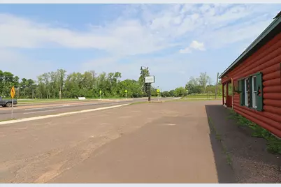 722 Lake Shore Dr E, Ashland, WI 54806 - Photo 2