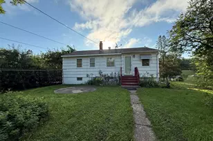 3027 8th Ave E, Hibbing, MN 55746 - Photo 4