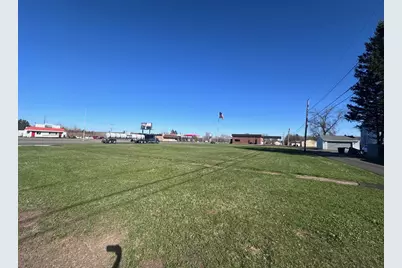 2802 E 2nd St, Superior, WI 54880 - Photo 8