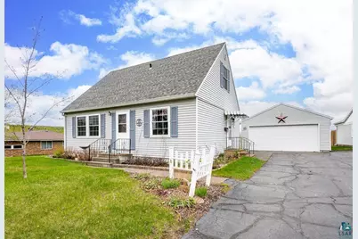 33 Nelson Dr, Silver Bay, MN 55614 - Photo 1