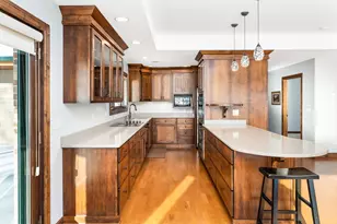 8357 Congdon Blvd, Duluth, MN 55804 - Photo 10