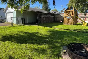 712 8th Ave, Two Harbors, MN 55616 - Photo 4