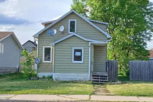 112 W 3rd Ave N, Aurora, MN 55705 - Photo 1