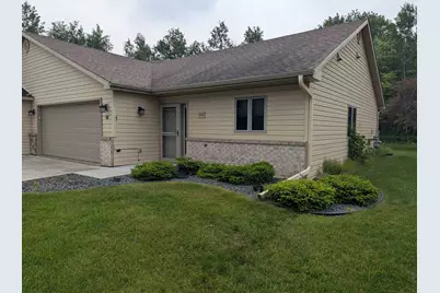 332 Hickory St #no, Duluth, MN 55811 - Photo 1