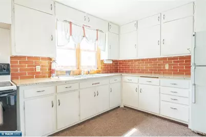 70 Main St, Soudan, MN 55782 - Photo 12