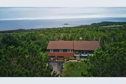 7 Kent Ln, Silver Bay, MN 55603 - Photo 2