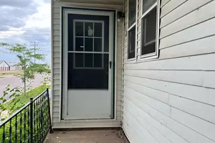 418 6th St W, Ashland, WI 54806 - Photo 2