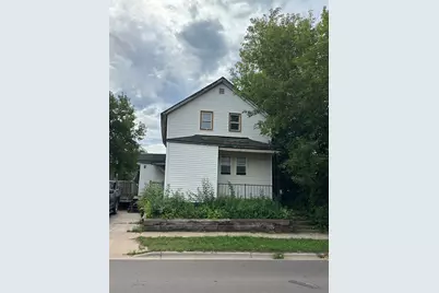 418 6th St W, Ashland, WI 54806 - Photo 1