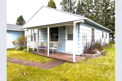 51 Davis Dr, Silver Bay, MN 55614 - Photo 2