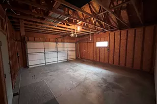 2023 E 11th St, Superior, WI 54880 - Photo 30