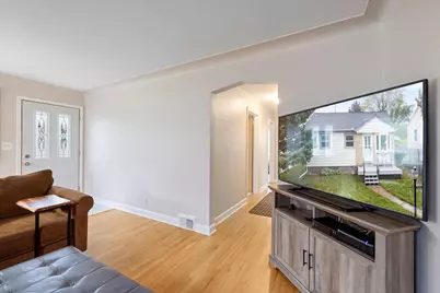 2219 W 22nd St, Duluth, MN 55811 - Photo 10