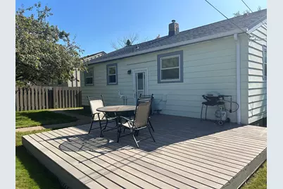 2219 W 22nd St, Duluth, MN 55811 - Photo 32