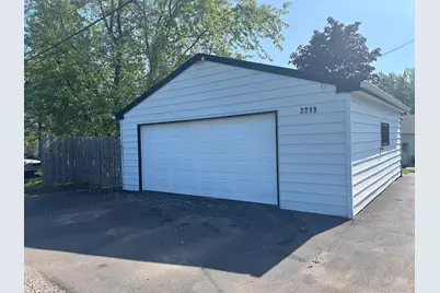 2219 W 22nd St, Duluth, MN 55811 - Photo 40