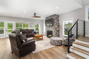 121 Kayak View Ct, Duluth, MN 55807 - Photo 4