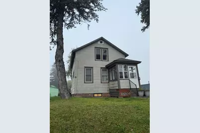 609 Vaughn Ave, Ashland, WI 54806 - Photo 2