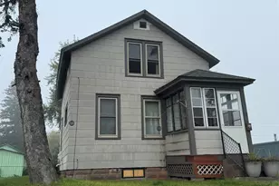 609 Vaughn Ave, Ashland, WI 54806 - Photo 2