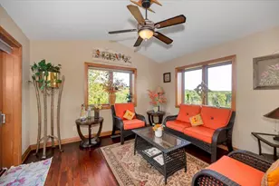 205 Bluffs Ridge Ct, Duluth, MN 55811 - Photo 10