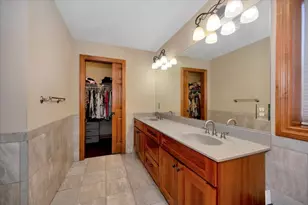 205 Bluffs Ridge Ct, Duluth, MN 55811 - Photo 16