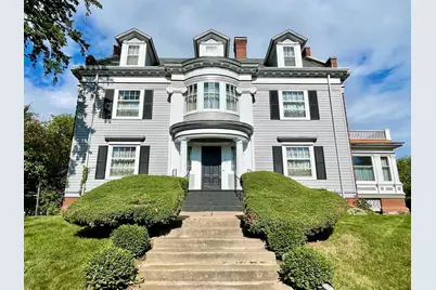 124 N 24th Ave E, Duluth, MN 55812 - Photo 1