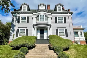 124 N 24th Ave E, Duluth, MN 55812 - Photo 1