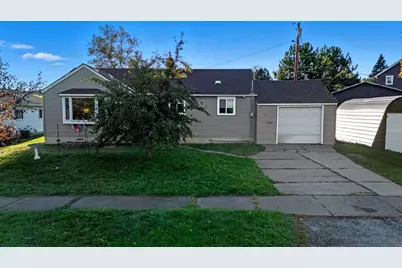1123 Adams Ave, Eveleth, MN 55734 - Photo 1
