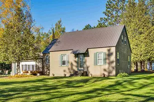 993 Scenic Dr, Two Harbors, MN 55616 - Photo 2