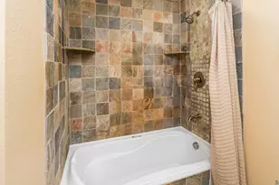 2126- L205 Water St, Duluth, MN 55812 - Photo 42
