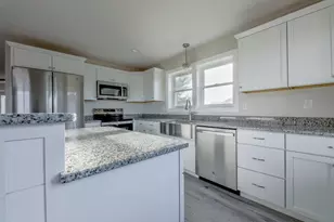 411 4th Ave, Two Harbors, MN 55616 - Photo 6