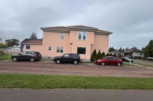 423 5th Ave E, Ashland, WI 54806 - Photo 2