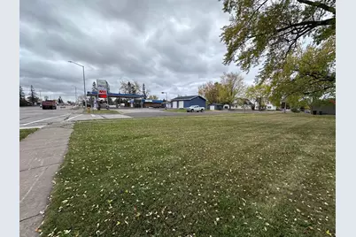 5634 Tower Ave, Superior, WI 54880 - Photo 4