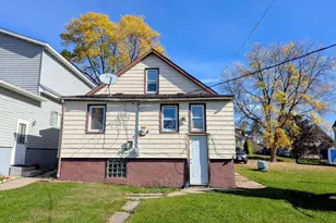 111 W Nebraska Ave, Gilbert, MN 55741 - Photo 2