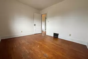 214 SW 8th St, Chisholm, MN 55719 - Photo 20