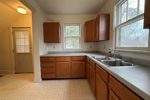 214 SW 8th St, Chisholm, MN 55719 - Photo 8