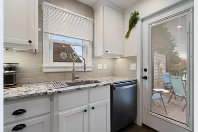 4816 Dodge St, Duluth, MN 55804 - Photo 10