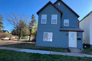 306 7th St W, Ashland, WI 54806 - Photo 1