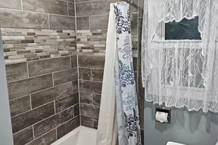 1403 E 8th St, Duluth, MN 55805 - Photo 18