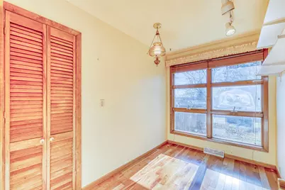 210 W Mulberry St, Duluth, MN 55811 - Photo 24