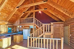 5241 Rieder Memorial Dr, Silver Bay, MN 55614 - Photo 8