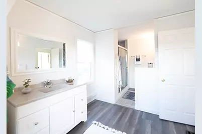 5825 E Superior St, Duluth, MN 55804 - Photo 16