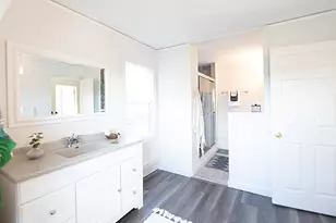 5825 E Superior St, Duluth, MN 55804 - Photo 16