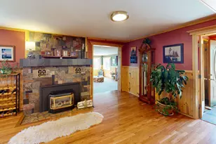 206 N Broadway Ave, Grand Marais, MN 55604 - Photo 10