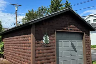 206 N Broadway Ave, Grand Marais, MN 55604 - Photo 34