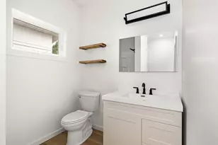 14 W Linden St, Duluth, MN 55811 - Photo 10