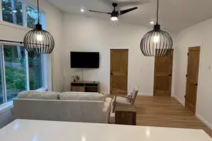 14 W Linden St, Duluth, MN 55811 - Photo 22