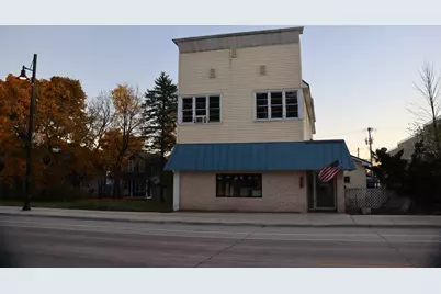 324 W Bayfield St, Washburn, WI 54891 - Photo 1