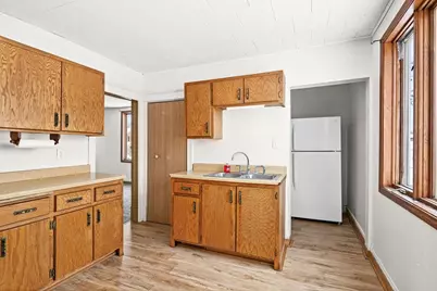 722 Fisher Ave, Superior, WI 54880 - Photo 4