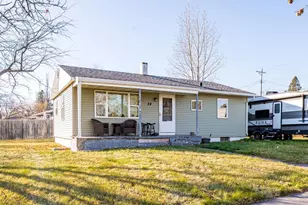 24 Green Ln, Silver Bay, MN 55614 - Photo 1